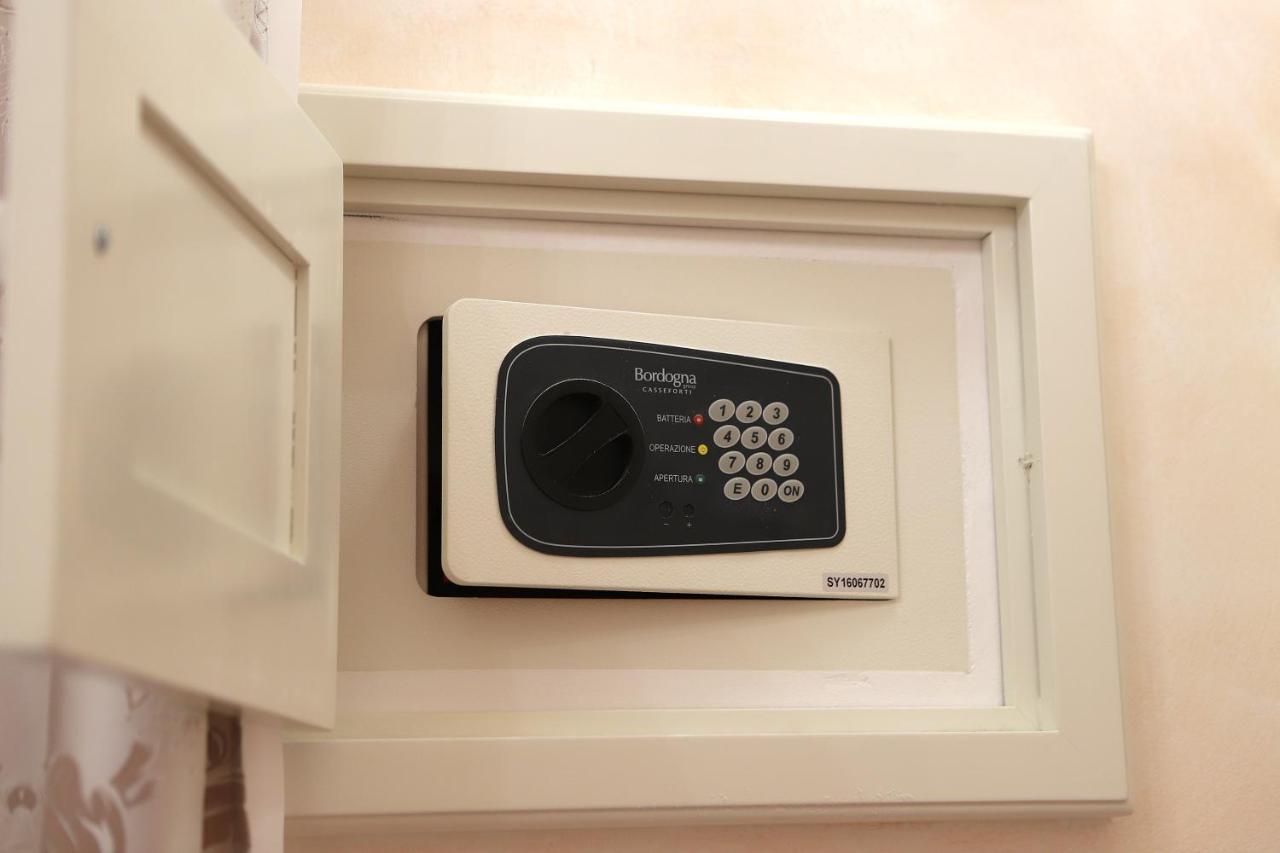 Palazzo Castiglione Bed & Breakfast Gallipoli Dış mekan fotoğraf