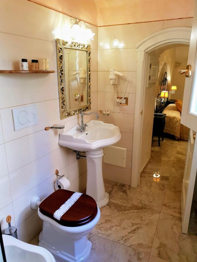 Palazzo Castiglione Bed & Breakfast Gallipoli Dış mekan fotoğraf